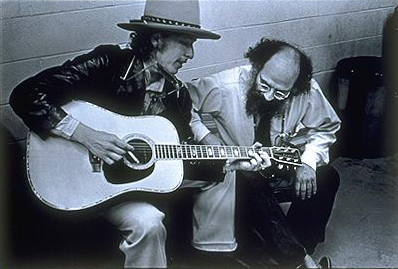 Bob Dylan (left) and Beat poet Allen Ginsberg. Photo by Elsa Dorfman via Wikimedia Commons
