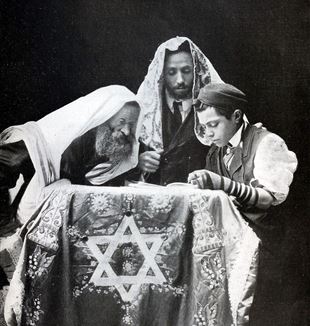 A Jewish Confirmation sometime in the Early 20th Century. Wikimedia Commons