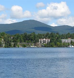 Lake Placid. Photo by Mwanner via Wikimedia Commons