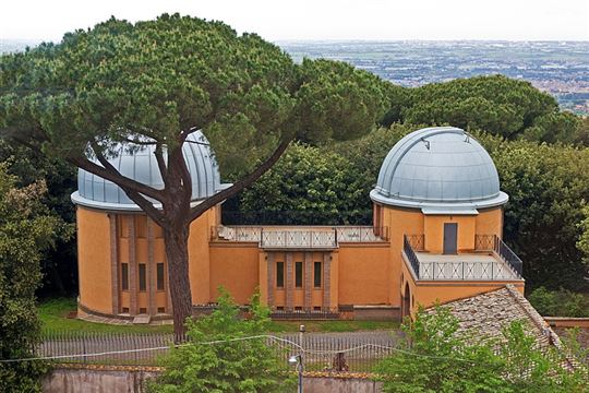 Two domes of the Vatical Observatory. Photo by H. Raab via Wikimedia Commons