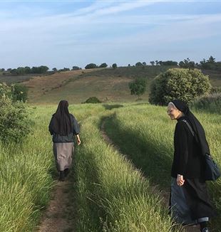  Sister Giusy (right) in the Palaçoulo countryside