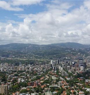 Caracas (Photo: Jorge Campos/Unsplash)