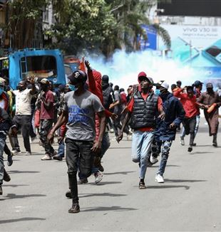The anti-government youth demonstrations in Kenya (Ansa/Epa/Daniel Iringu)