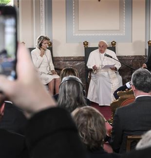 Pope in the Royal Palace in Brussels delivering a speech to the Belgian authorities (Photo: Ansa photo)